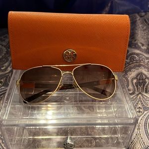 Brown Tory Burch aviators with gold detail